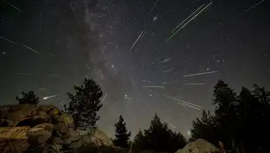 Perseid Meteor Yağmuru Başlıyor! Dolunay Engeli Var Mı?